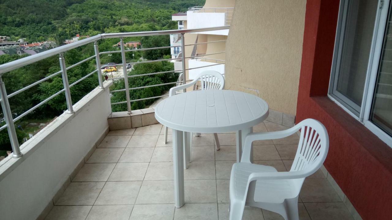 קברנה Marina Residence Complex מראה חיצוני תמונה
