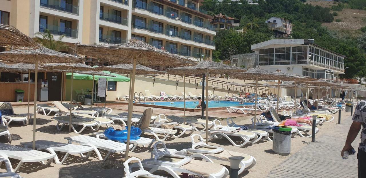 קברנה Marina Residence Complex מראה חיצוני תמונה